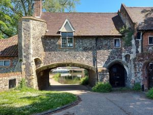 Hotels along the route to East Anglia