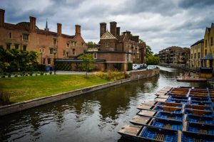 Hotels on the road to Cambridge